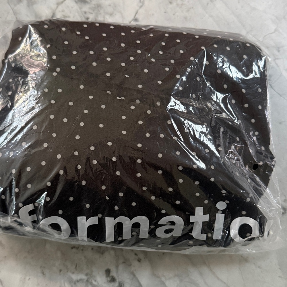 Reformation dress Bloomsberry in Colette dot NWT - Picture 13 of 13